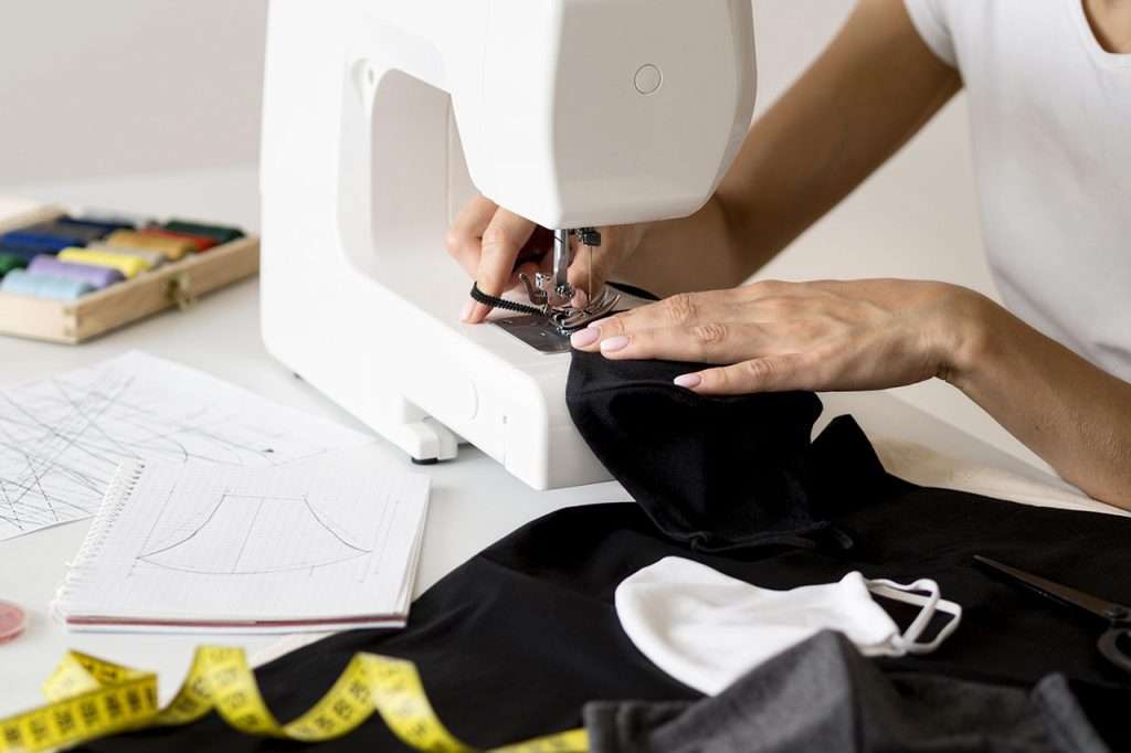 wholesale custom clothing sewing process