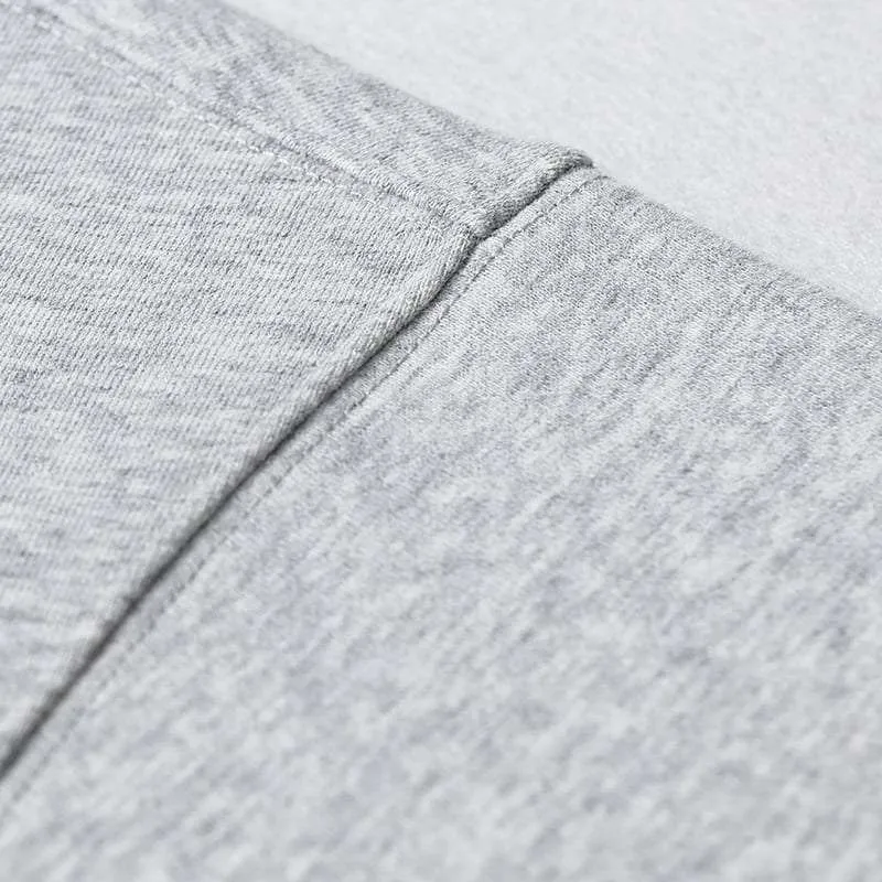 customize hoodies craftmanship of shoulder